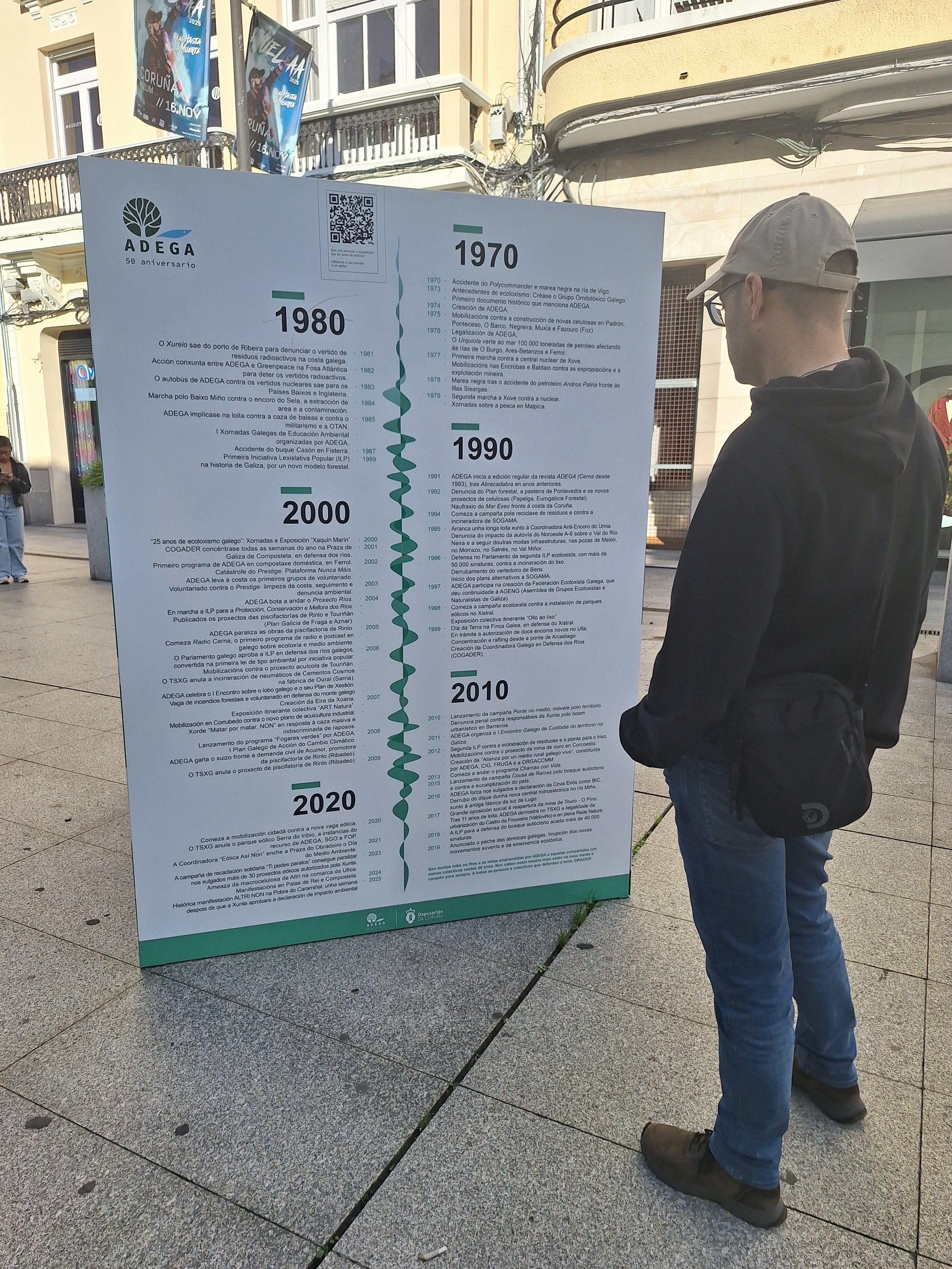 Panel divulgativo ADEGA